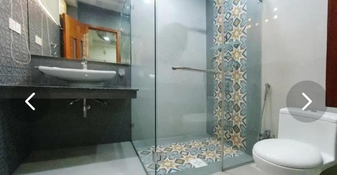 Furnished One-Bedroom Apartment For Rent Lahore Esterno foto